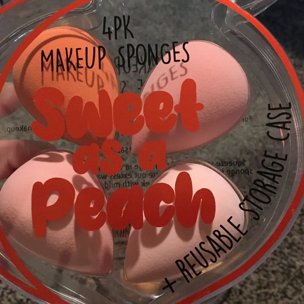 Makeup Sponge Set in Peach and Orange